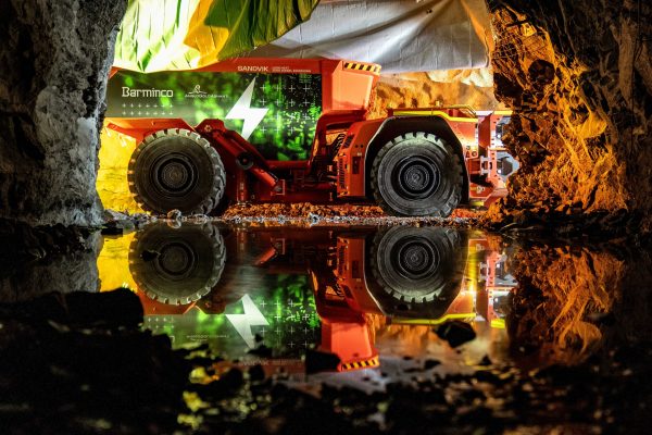 23629 Perenti 2023 Electric Equipment Truck 37